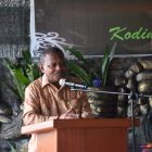 Bupati Teluk Bintuni , Ir.Petrus Kasihiw,MT