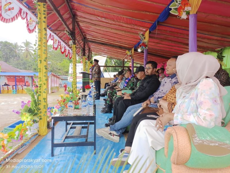 Tampak Ketua Pimpinan Pusat Komite Pembentukan Kabupaten Babo Raya , Sahaji Refideso memberikan sambutan , Kamis (31/8/2023) 
