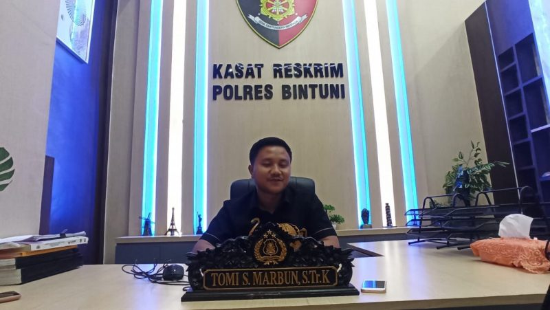 Skandal Korupsi Oknum ASN Pemda Teluk Bintuni Terungkap: Proyek Jalan Simay Obo Tahun 2022 dengan Anggaran Milyaran Rupiah Dibahas dalam Kasus Korupsi, di ungkap Kasat Reskrim Polres Teluk Bintuni dalam konferensi Pers , Rabu (20/9)/foto: istimewa 