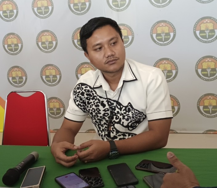Kasat Reskrim Polres Teluk Bintuni, Iptu Tomi Samuel Marbun saat memberikan keterangan kepada awak media. (10/9) 