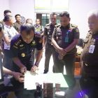 Kepala Kejaksaan Tinggi (Kajati) Papua Barat Dr. Harli Siregar, S.H. M.Hum beserta Asisten Intelijen Erwin P. H. Saragih, S.H. M.H dan Tim mendatangi kantor Bea Cukai Manokwari. 