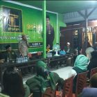 Tampak Ketua DPW PPP Papua Barat Yasman Yasir (berdiri) memberikan sambutan pada acara Peluncuran Posko Pemenangan untuk Pemilu 2024 dengan Semangat Optimisme, Rabu (11/10/2023)