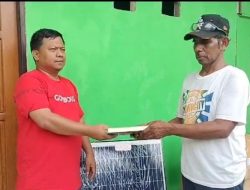 DPW PPP Papua Barat Serahkan Bantuan Solar Cell dan Alquran ke Masyarakat