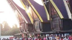 Pesta Tari Dero Toraja Meriahkan Pra Natal di Bintuni