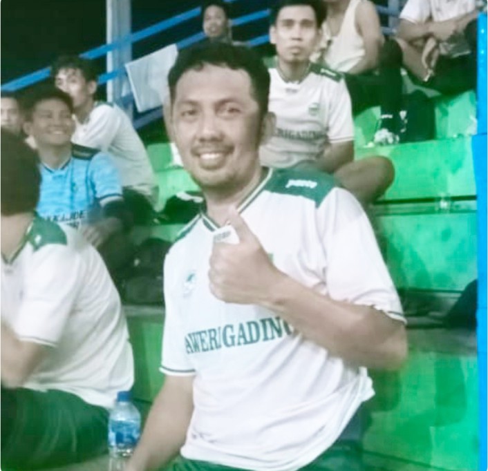 Tampak semangat yang berseri-seri dari wajah Yasman Yasir seusai mengikuti pertandingan persahabatan, Minggu malam (25/02/2024) 