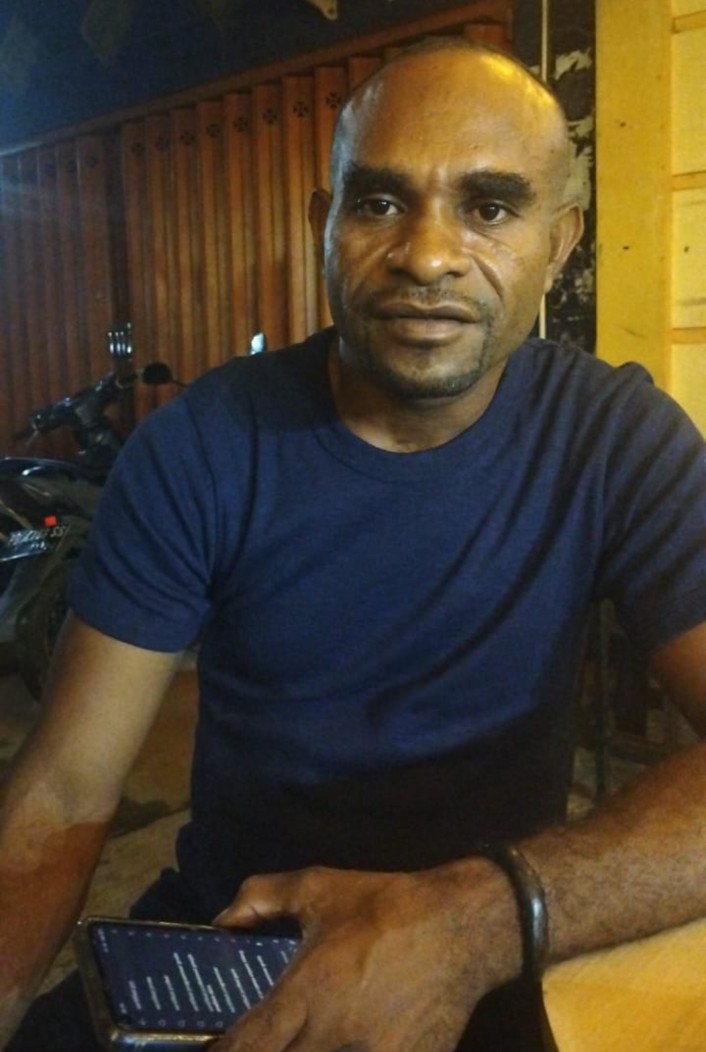 Kepala Kampung Forada, Distrik Sumuri: DIONISIUS MERSI ATETA, SH