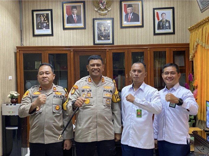 Kapolres Madina dan Ketua PN Madina (Tengah) Berkomitmen Tingkatkan Kolaborasi Sistem Peradilan Pidana, Senin (4/3/2024) 