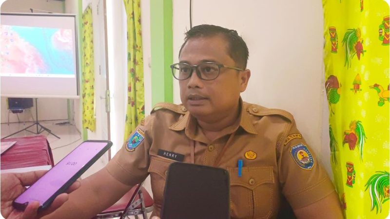 Sekretaris Badan Kesbangpol Teluk Bintuni, Henry Kapuangan,Menjelang Pemilihan Kepala Daerah (Pilkada), Kesatuan Bangsa dan Politik (Kesbangpol) Teluk Bintuni mengadakan koordinasi dan fasilitasi untuk menjaga stabilitas keamanan.