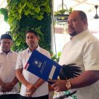 Tampak Pengurus DPP PAN Pusat bersama pasangan YOJOIN saat menerima rekomendasi. Kamis (25/7). Sumber gambar : Roy Masyewi. 