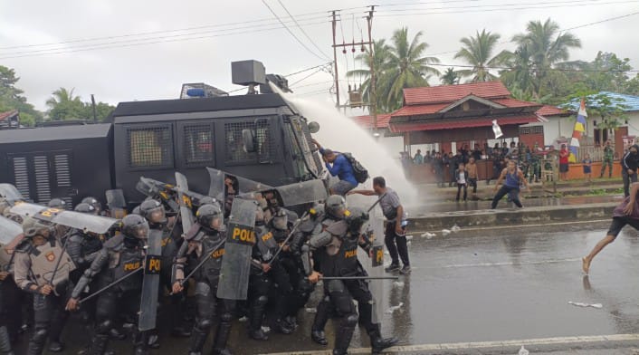 POLRES TELUK BINTUNI GELAR PASUKAN SIMULASI SISPAMKOTA