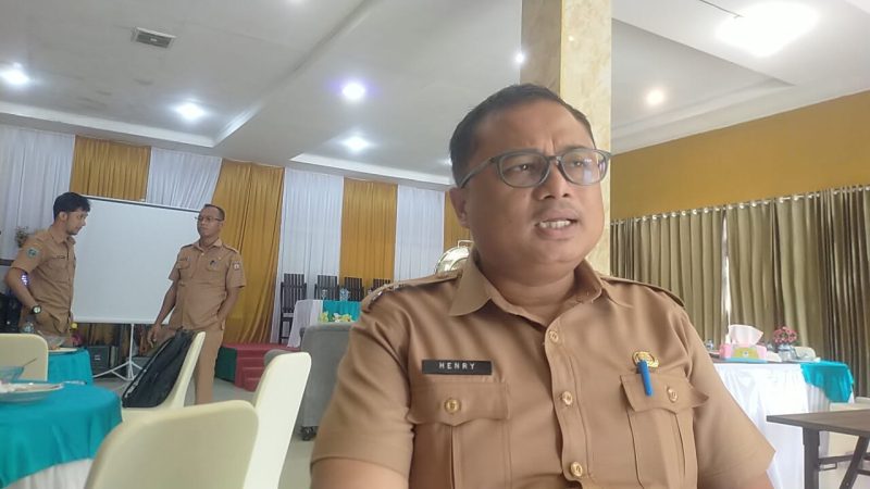 Pelaksana Tugas (Plt) Kepala Badan Kesbangpol Teluk Bintuni, Dr. Henry Donald Kapuangan, S.Pd., MM