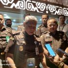 Kajati PB Mohammad Syarifuddin SH, M.Hum Berikan Keterangan kepada Wartawan dalam Wawancara pada Kamis, 29 Agustus
