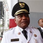 Bupati Teluk Bintuni, DR. Ir. Petrus Kasihiw, MT