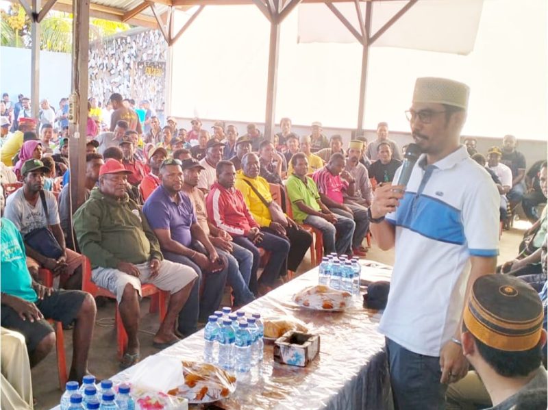Erwin Beddu Nawawi, Ketua Tim Pemenangan pasangan calon (paslon) Yo Join, menekankan pentingnya membedakan antara ambisi politik yang sah dan keserakahan yang merugikan. Pernyataan ini disampaikan dalam konteks Pemilukada 2024 di Teluk Bintuni, mengingatkan masyarakat agar lebih bijak dalam menghadapi pesta demokrasi tersebut.