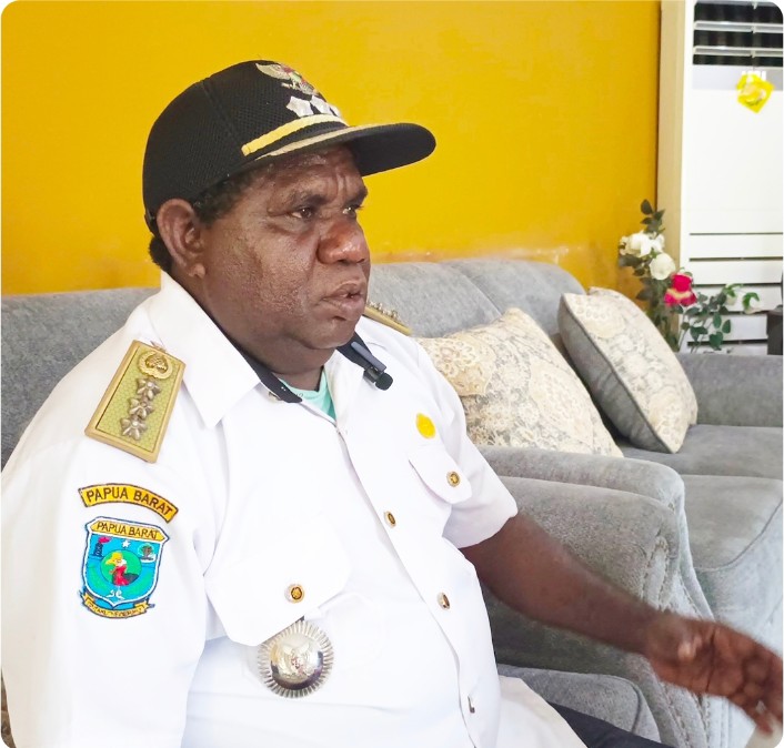 Kepala Distrik Masyeta, Titus Ogoney, S.IP