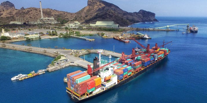 Port Site, Pelabuhan Khusus Bongkar Muat barang PT.AMNT, di perairan Benete, Sumbawa Barat, Nusa Tenggara Barat.