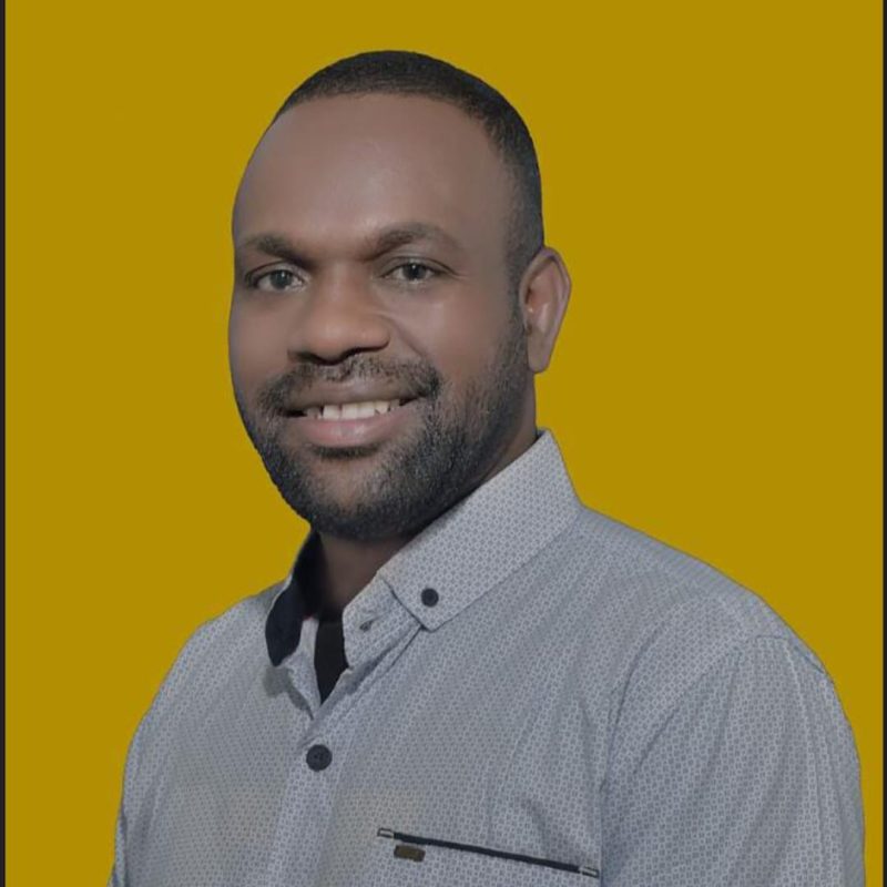 Senator perwakilan Papua Barat, Lamek Dowansiba, Amd.Par.