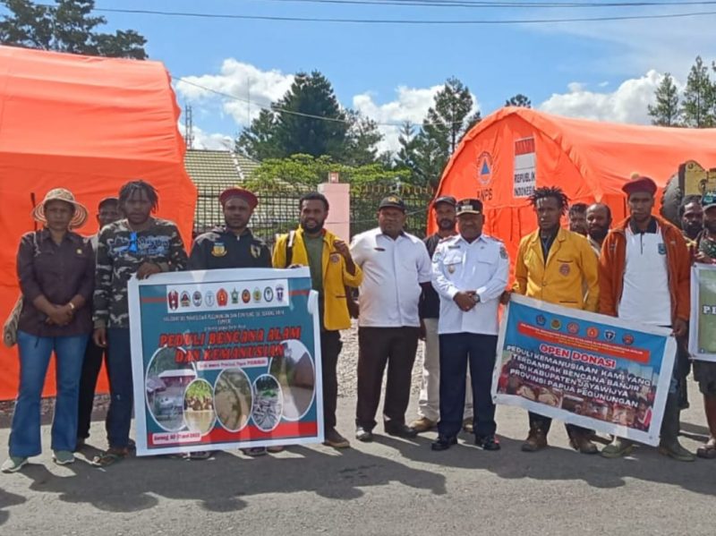 Saat survei lokasi dan koordinasi dengan Posko Umum, foto bersama Ketua Tim Satgas Darut serta penyerahan bantuan di Kampung Di Kiolik, Desa Wiligima, Distrik Wita Waya, Kabupaten Jayawijaya, Provinsi Papua Pegunungan.