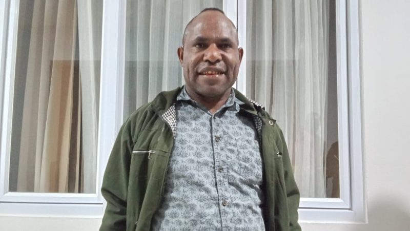 Ketua Komisi A DPRD Kabupaten Jayawijaya, Yusup Huby, S.Hut., M.Si.
(Foto: Julianus/MPR)