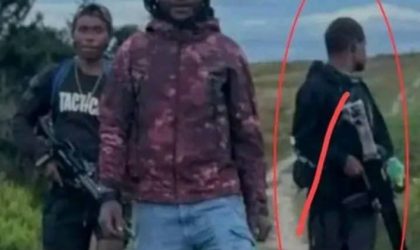 Pionus Gwijangge (kiri), anggota TPNPB yang disebut sebagai salah satu yang paling lincah, tewas dalam kontak tembak dengan aparat di Jayawijaya. Sumber: Akun Facebook TPNPB.