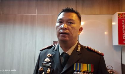 Direktur Reskrimsus Polda Papua Barat, Kombes Pol Sonny Nugroho Tampubolon, saat ditemui wartawan usai perayaan Hari Bhayangkara, Selasa (1 Juli 2025).
