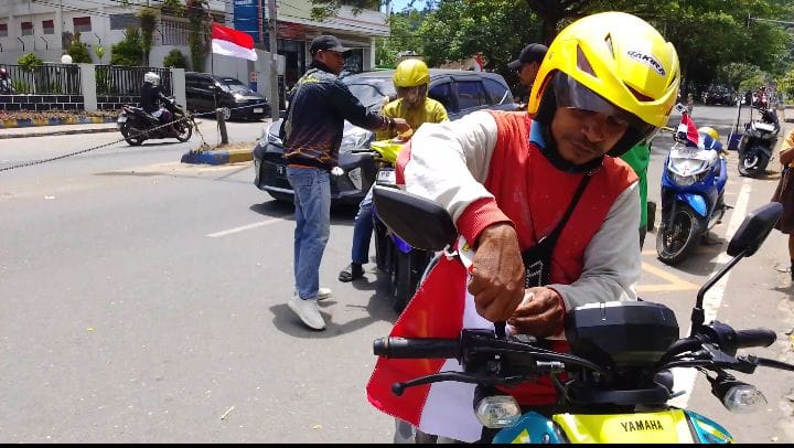 Semarak Merah Putih Warnai Manokwari: Ojek Binus dan Polda Papua Barat Kobarkan Semangat HUT RI ke-80