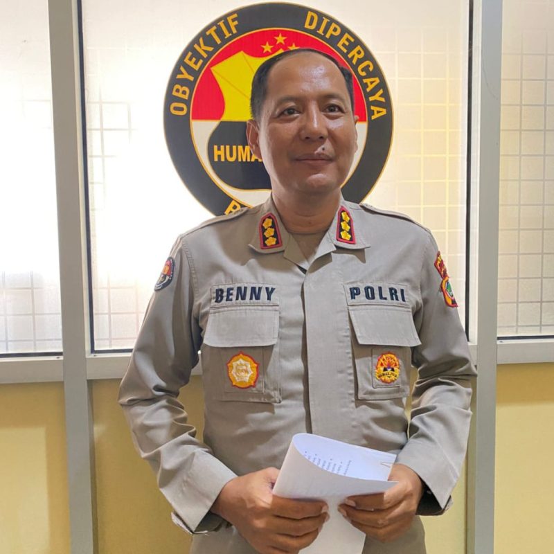 Kabid Humas Polda Papua Barat Kombes Pol. Ignatius Benny Ady Prabowo, S.H., S.I.K., M.Kom