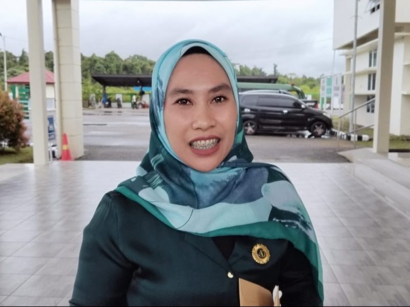 Sartika Ningsih Resmi Bergabung dengan LBH EZRA Bintuni, Siap Dampingi Masyarakat dalam Masalah Hukum
