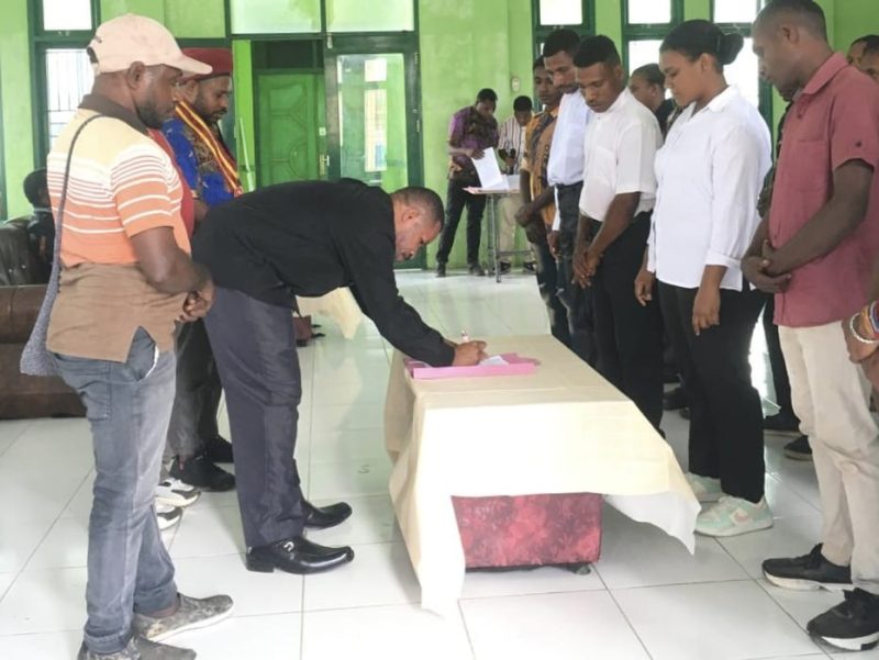 Gabriela Bame Resmi Lantik Pengurus Baru IPMI Irires Sorong