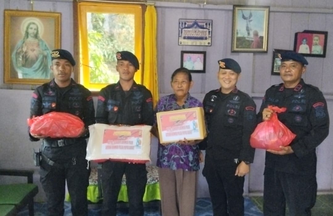 Brimob Peduli: Jelang HUT ke-80, Batalyon C Pelopor Gelar Anjangsana di Kampung Tuasai