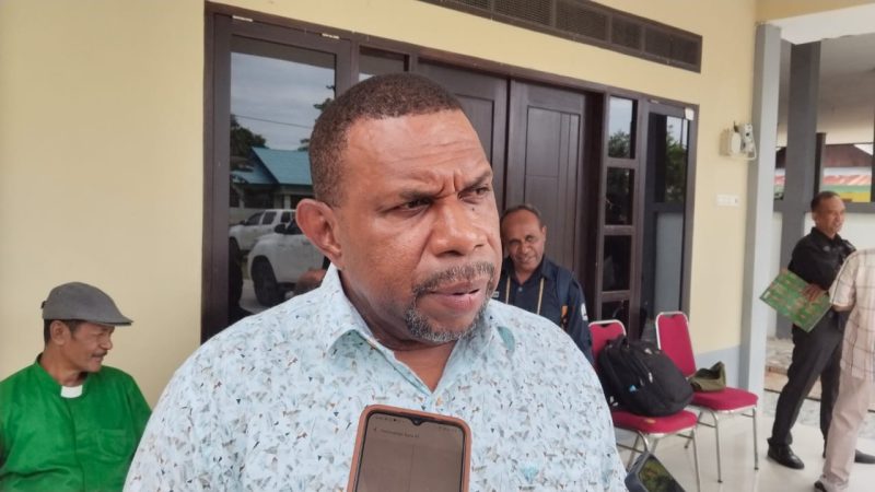 Kepala Dinas Pertanian Kabupaten Teluk Bintuni adalah Abraham A. Inanosa, SP., MP